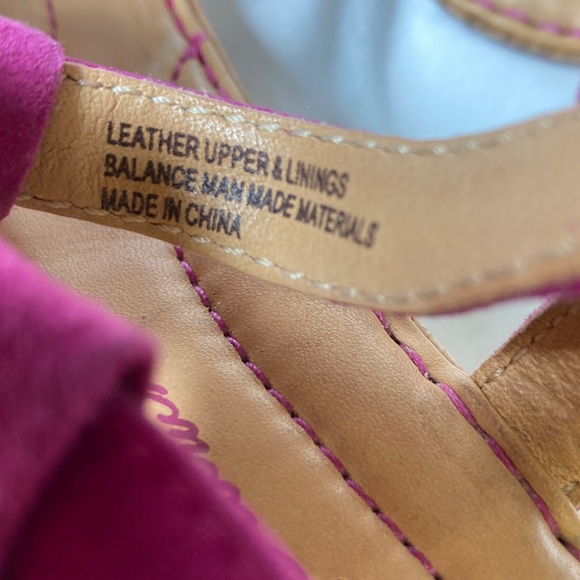 Born Crown magenta suede leather wedge sandals 7/48 just in time for Valentine’s - Picture 2 of 13